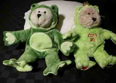 Starbucks Bearista Bears Lot of Two Frogs Kiss Me 2004 2005 NWT - Sold on eBay Dec, 26th 2019 for $24.99