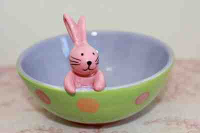 Starbucks Coffee -  Spring 2007 Bunny In A Bowl Dish  - Sold on eBay Dec, 25th 2019 for $20.00