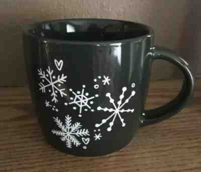 Starbucks Coffee Snowflake 14oz Mug Cup Holiday Green Christmas - Sold on eBay Dec, 25th 2019 for $19.99