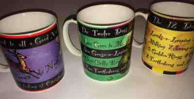 Set/3 Deborah Reinhart Starbucks Voeux de Noel & 12 Days of Christmas Mugs - Sold on eBay Dec, 23rd 2019 for $32.00