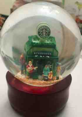 1ST STARBUCKS STORE SEATTLE PIKE PLACE MARKET 6" MUSICAL CHRISTMAS SNOW GLOBE - Sold on eBay Jan, 14th 2020 for $29.99