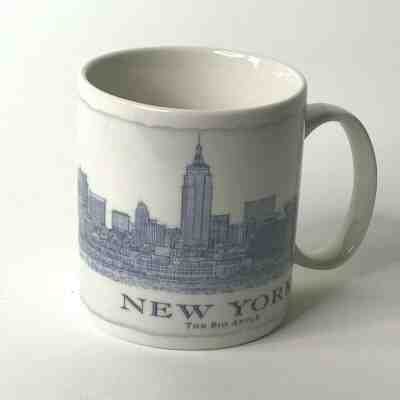 Starbucks Archecture Series Mug New York 2006 - 18 oz - NEW  - Sold on eBay Jan, 18th 2020 for $23.44