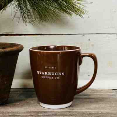 Starbucks Coffee Company 2006 Est 1971 Brown Coffee Mug 18 fl oz - Sold on eBay Jan, 29th 2020 for $28.97