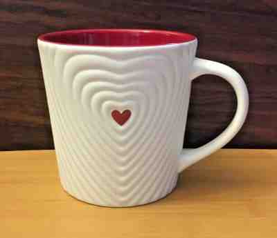 Starbucks Coffee 2008 Cup Mug with 3D Red and 3D White Ripple Valentine Hearts - Sold on eBay Jan, 30th 2020 for $21.95