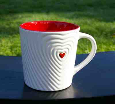 Starbucks Coffee Company 2008 Valentine's Day Red Heart Ripples 16oz Mug - Sold on eBay Feb, 12th 2020 for $32.00