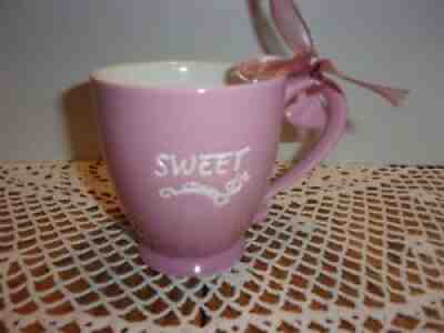 2006 Starbucks Pink/Cream 15 oz. Embossed Sweet Tea/Coffee Cup - Sold on eBay Aug 28, 2021 for $8.00