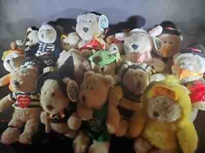 Lot Of 17 Starbucks Bearista Bears - Sold on eBay Sep 01, 2021 for $60.00