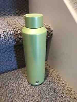 2021 Starbucks Lime Green Vacuum Insulated Water Bottle 20oz Super Rare Citrus - Sold on eBay Jul 08, 2021 for $35.00