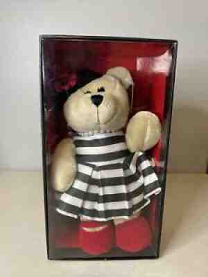 Starbucks Alice and Olivia Holiday Bearista Bear Stacey Bendet 2013 - Sold on eBay Aug 27, 2021 for $19.99