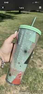 Starbucks Holiday 2020 Tumbler Glitter Christmas Tree Scene Venti Size - Sold on eBay Sep 23, 2021 for $10.50