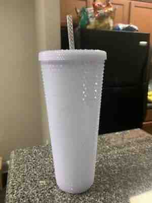 Starbucks New Release Venti Snow White Studded Christmas 2021 Tumbler - Sold on eBay Nov 04, 2021 for $50.00