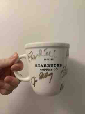 ULTRA RARE: Howard Schultz Signed (2001 VINTAGE) Large Starbucks Coffee Co Mug - Sold on eBay Feb 13, 2022 for $89.00