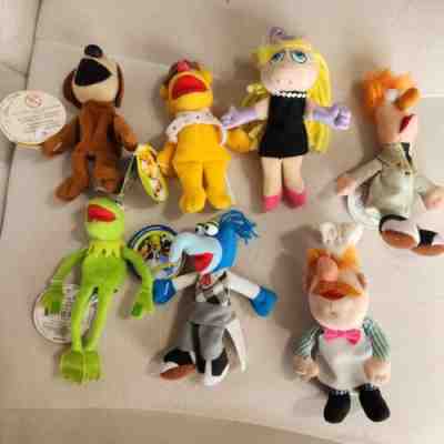 Set of 7 Muppets Finger Puppets Starbucks Kermit Piggy Gonzo Fozzie Collector - Sold on eBay Jan 17, 2023 for $120.00