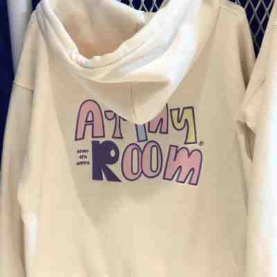 ATEEZ x EVERLINE POP-UP STORE ATINY ROOM OFFICIAL MD Hoodie Zip-up FS - Sold on eBay Feb 21, 2023 for $204.99