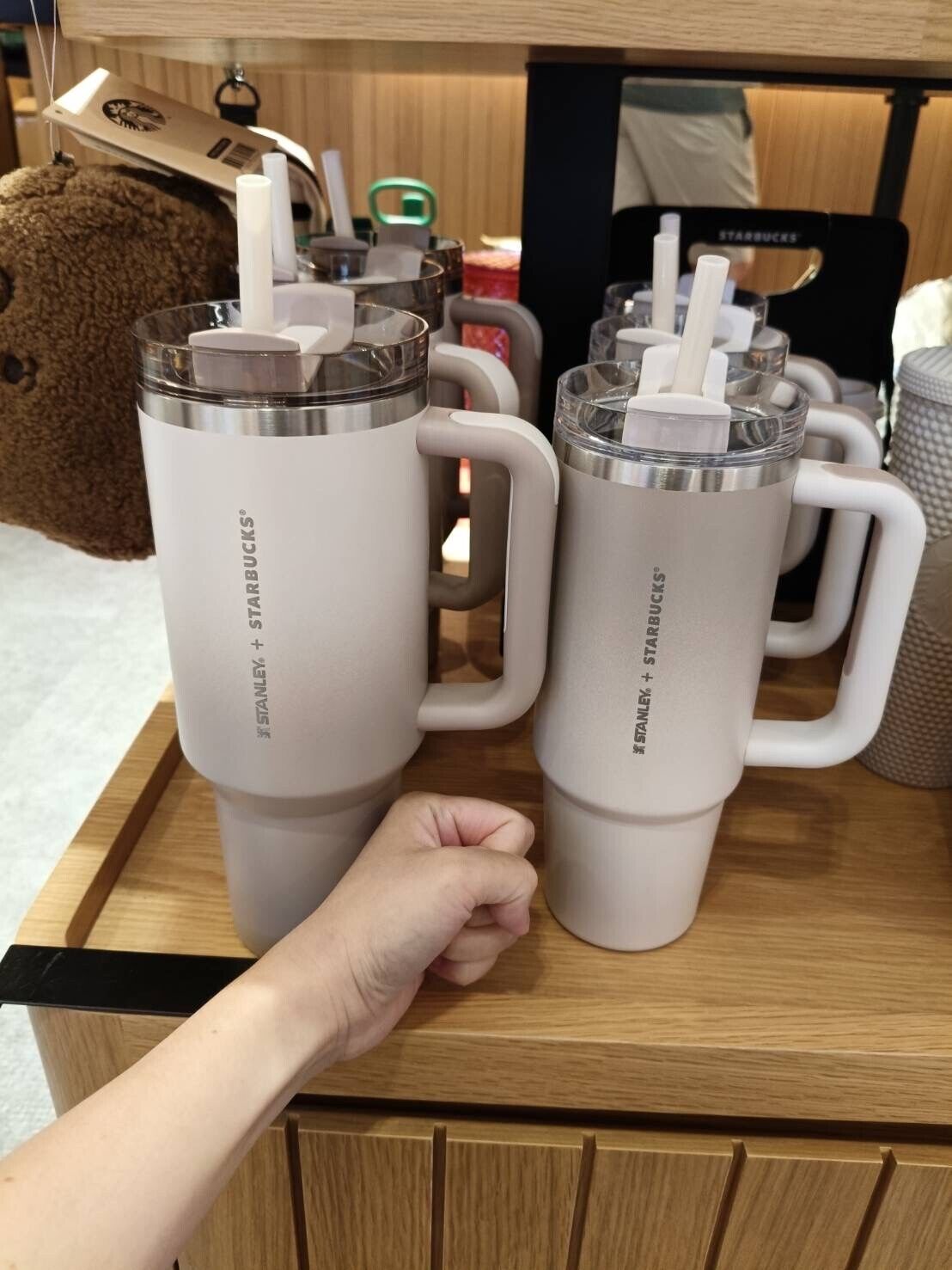Authentic Stanley x Starbucks Taiwan Exclusive 2024 Ombré Brown 40oz Quencher - Sold on eBay January 27th, 2025 for $149.99