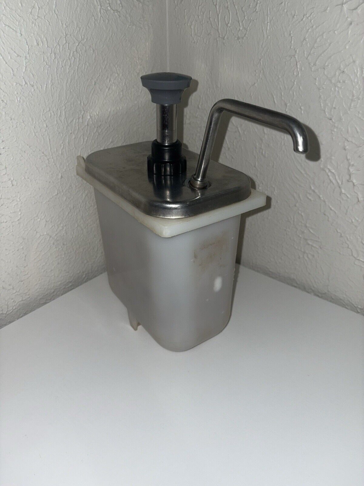 (RARE) Official Starbucks (LTO) Limited Time Offer Syrup Pump - Sold on eBay March 24th, 2025 for $100.00
