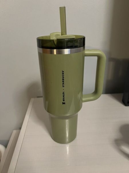 STARBUCKS STANLEY Olive Green Pearl 40oz Tumbler Glitter Fall 2024 *NEW* - Sold on eBay October 26th, 2024 for $80.00