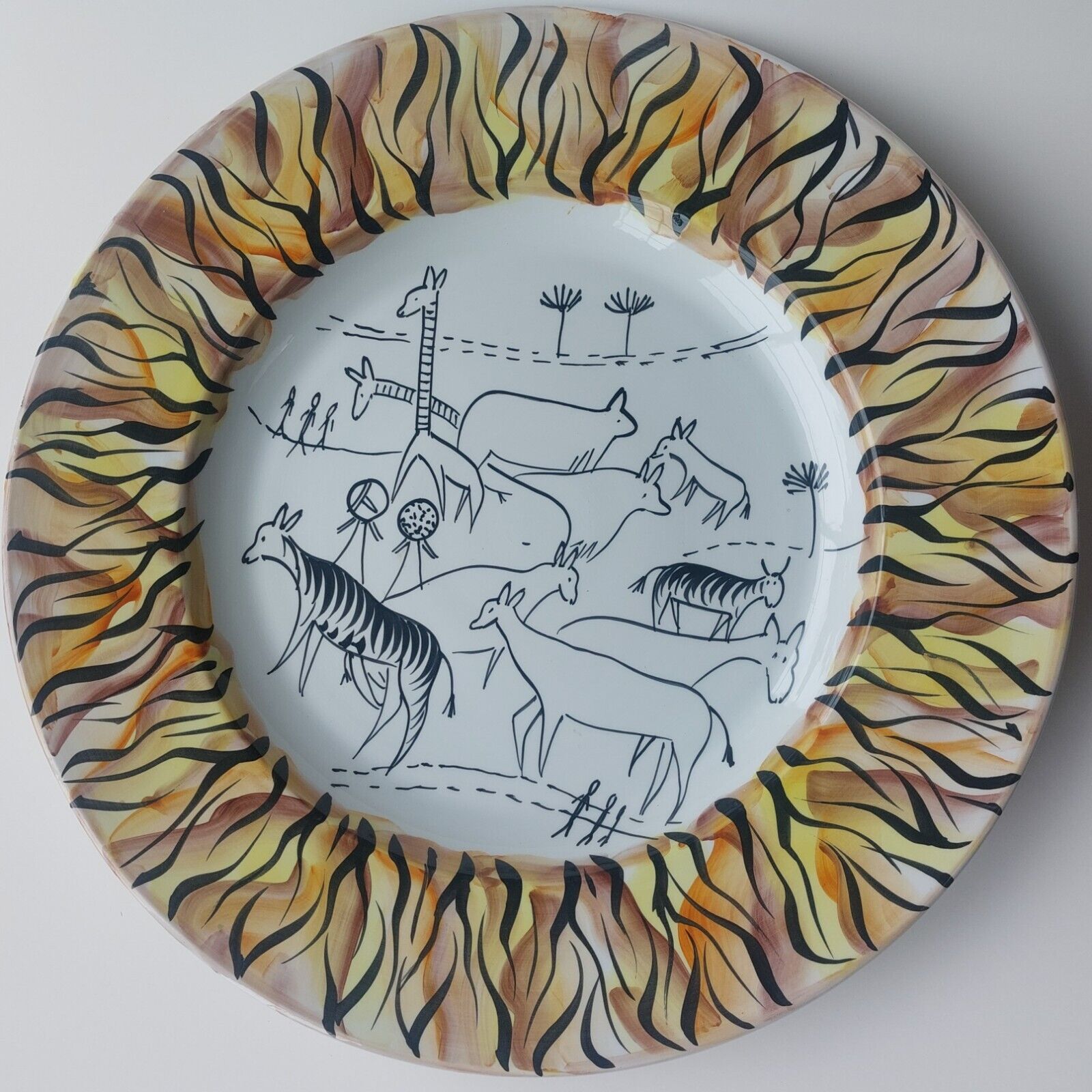 Large Serving Plate Italian African Animals 16" Diameter Party - Sold on eBay February 24th, 2025 for $89.99