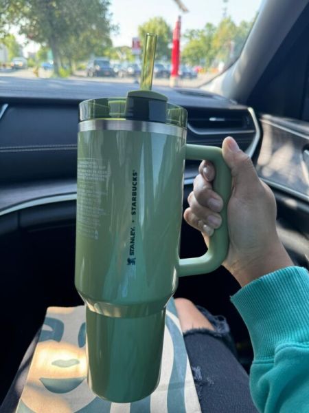 Stanley x Starbucks OLIVE GREEN (2024 new release) - Sold on eBay September 7th, 2024 for $95.00