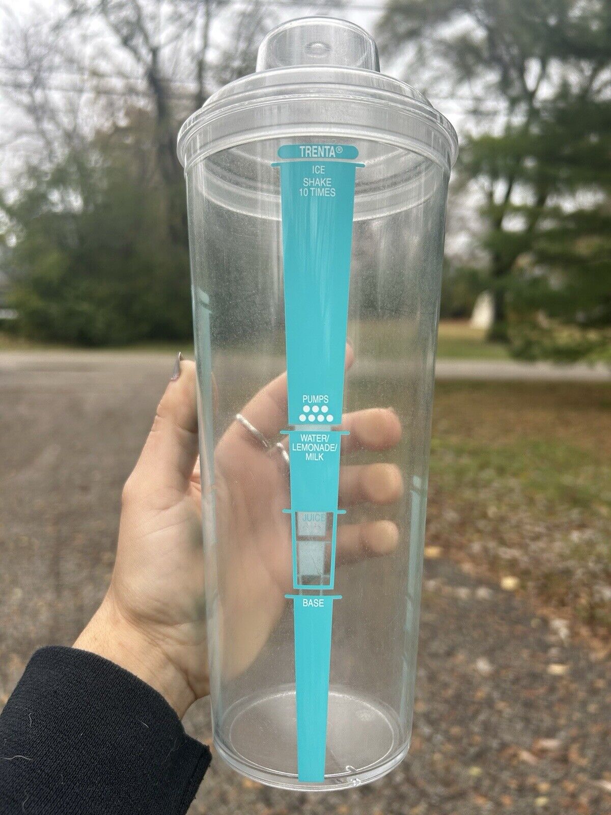Official Starbucks Refresher & Iced Tea Shaker With Lid USED CRACKED DOESNT LEAK - Sold on eBay March 28th, 2025 for $65.00
