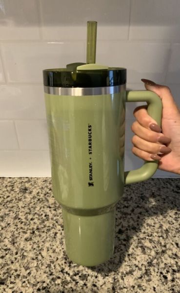 Starbucks x Stanley Olive Green Vacuum Seal Quencher 40oz Tumbler Fall 2024 New - Sold on eBay September 8th, 2024 for $89.99