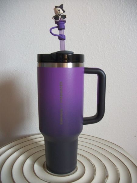 New ListingSTANLEY X STARBUCKS HALLOWEEN PURPLE & BLACK TIAWAN 2024 40OZ  WITH TOPPER - Sold on eBay October 20th, 2024 for $150.00