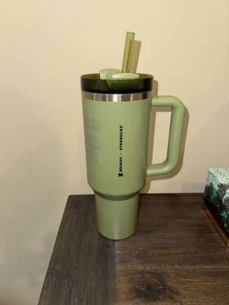Stanley x Starbucks Fall 2024 40 FL OZ Olive Green Vacuum Seal Quencher Tumbler - Sold on eBay September 11th, 2024 for $95.00