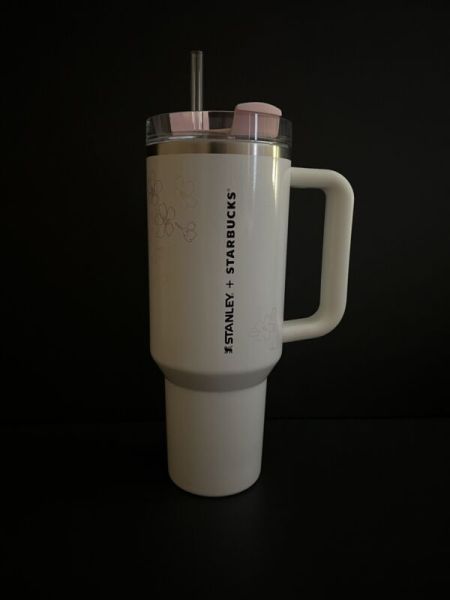 Stanley Starbucks Philippines Exclusive Cherry Blossom Sakura White 40oz USA - Sold on eBay October 23rd, 2024 for $158.00