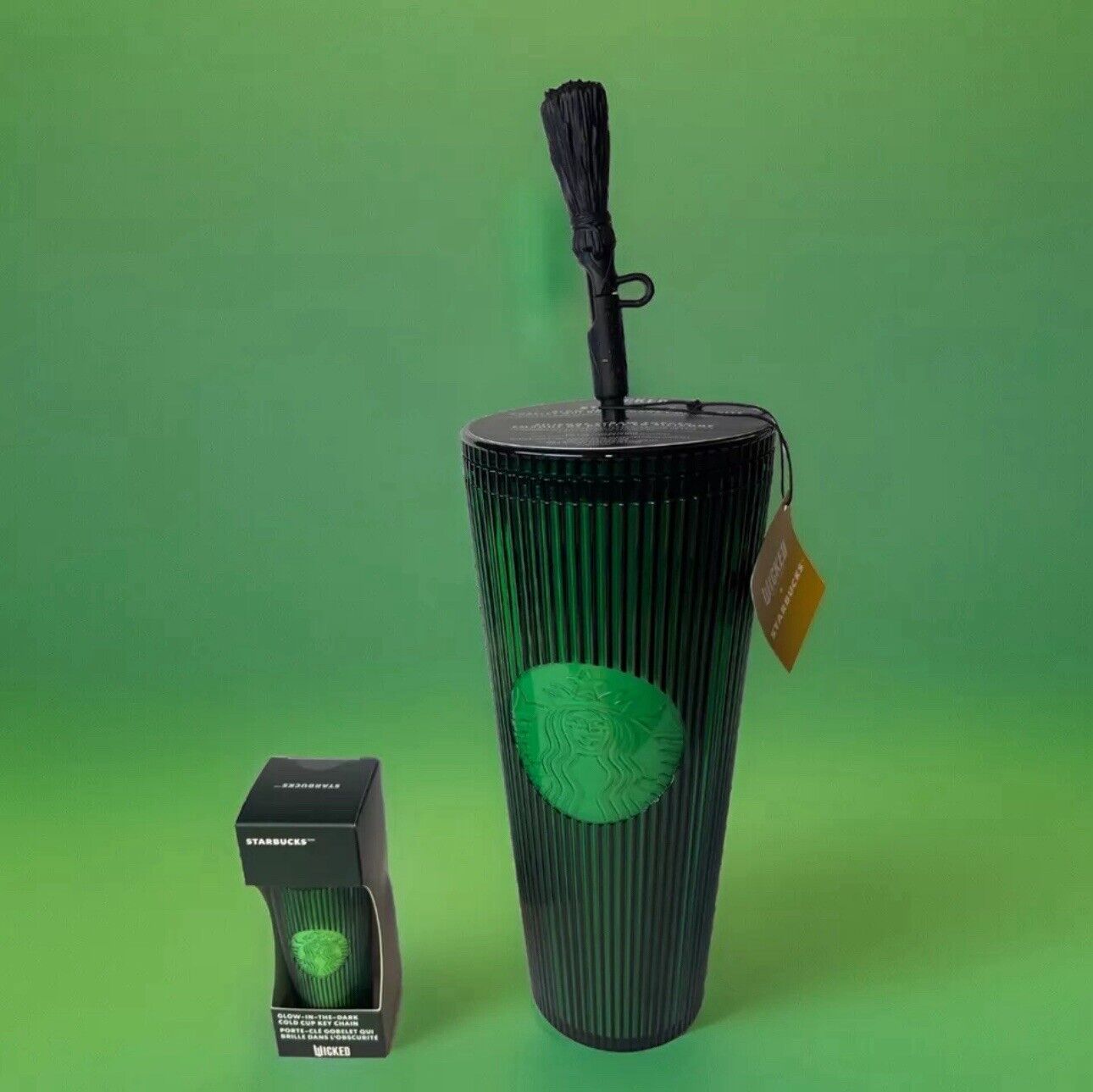 Starbucks Wicked 24oz. Cold Cup Tumbler Emerald Green With Topper And Key Chain - Sold on eBay December 22nd, 2024 for $80.99