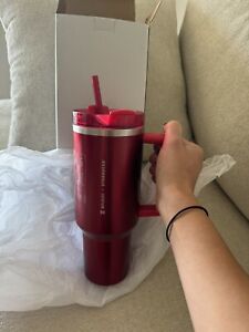 Stanley x Starbucks Collab Holiday Red 40oz Tumbler. New In Box. - Sold on eBay November 26th, 2023 for $162.50 (26 bids) 