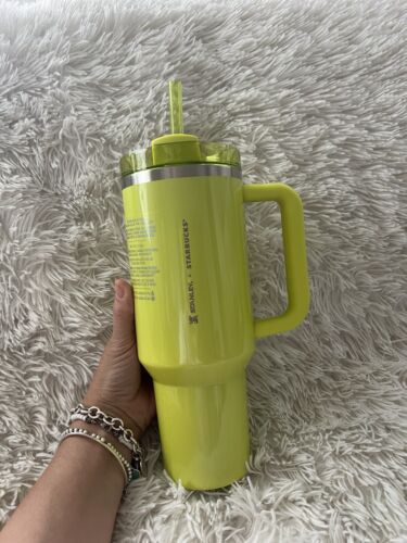 Stanley x Starbucks 40oz Quencher Summer 2024 Edition Lime Green - NwT - Sold on eBay July 28th, 2024 for $100.00