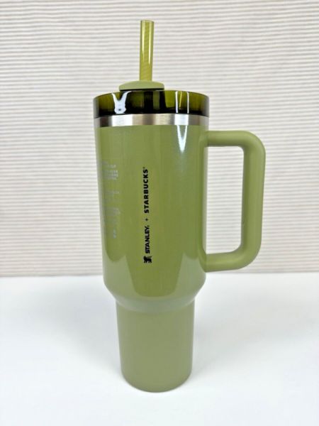 Starbucks NEW Olive Green Pearl Stanley 40oz Tumbler Glitter Fall Release 2024 - Sold on eBay September 8th, 2024 for $86.23