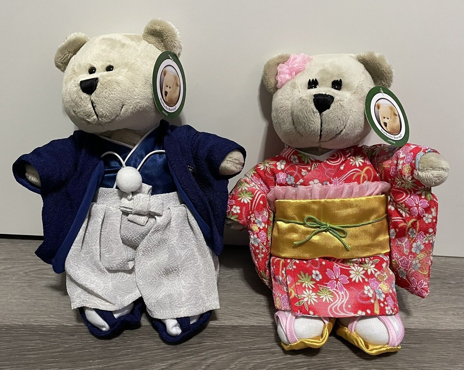 Starbucks Japan Exclusive Bearista Girl Kimono & Boy Hakama Furisode Plush LE - Sold on eBay December 27th, 2024 for $109.99