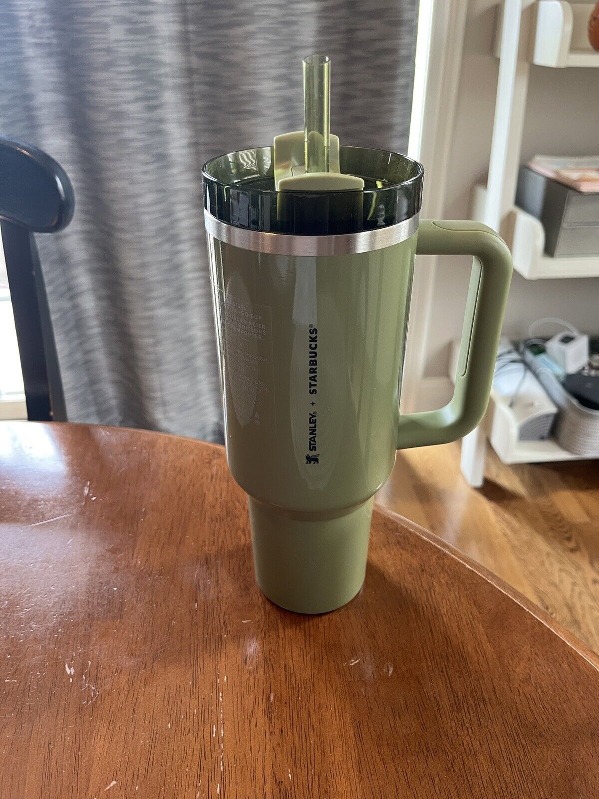 Starbucks x Stanley Olive Green Sparkle Quencher 40oz Tumbler Fall 2024 NWT - Sold on eBay December 4th, 2024 for $80.00