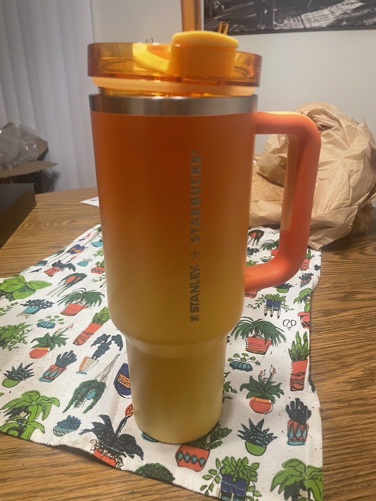 Stanley x Starbucks Philippines Tangerine Orange Ombré 40oz Tumbler  FREE GIFT - Sold on eBay November 23rd, 2024 for $100.99 (2 bids) 