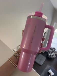 ? IN HAND ? 2024 Starbucks x Stanley Cup Holiday Tumbler 40 oz Pink - Sold on eBay February 8th, 2024 for $232.50 (12 bids) 