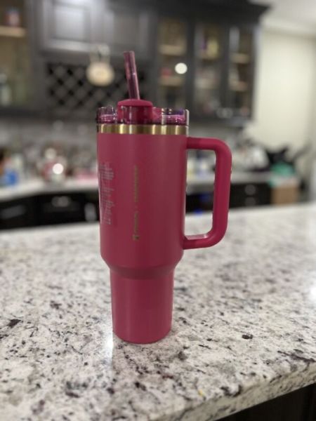 Stanley X Starbucks Unrealsed Holiday 2024 40oz Tumbler! Cranberry! Brand New!? - Sold on eBay November 3rd, 2024 for $175.00