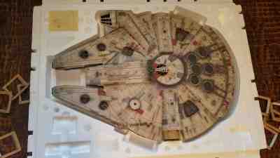 Star Wars Master Replicas Millennium Falcon  with all materials No. 610