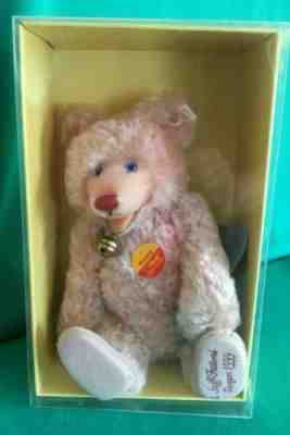 Rare And Collectible Steiff Items : Rosey Value Guide - Price List
