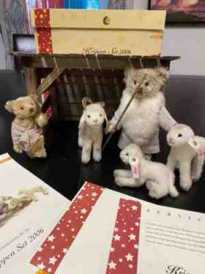 STEIFF 2006 NATIVITY SET SHEPHERD AND BOY BEARS, 2 SHEEP, GOAT, STABLE 037450