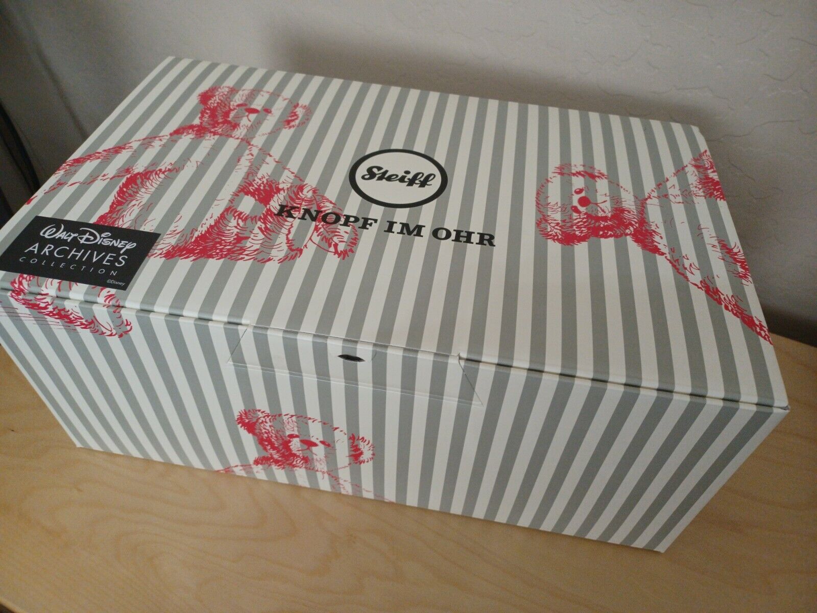 Steiff Mickey Mouse 1932 Disney Archives Collection EAN 354601 *NEW*