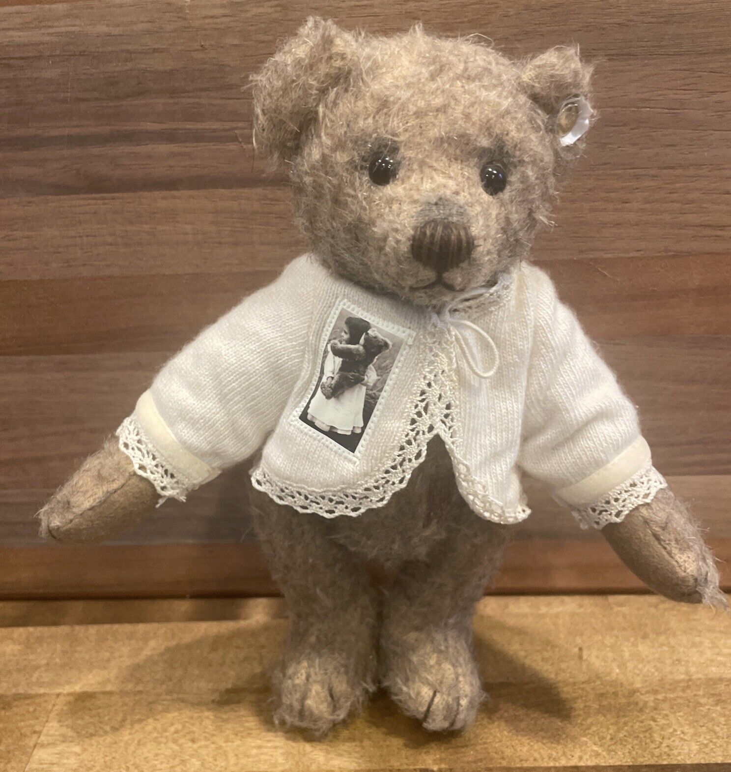 VINTAGE - retired 2011 -Anni Steiff TEDDY BEAR -brass button - NO TAGS JOINTED