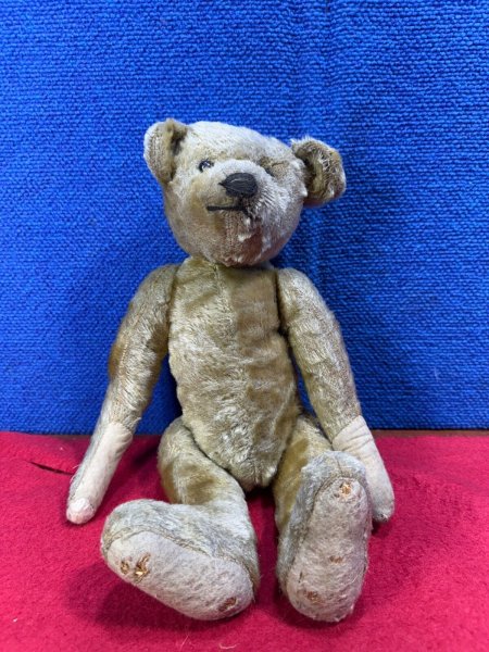 VINTAGE MOHAIR TEDDY BEAR NO TAGS JOINTED STEIFF?. XX-4
