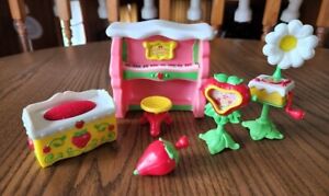 Vintage Strawberry Shortcake Berry Happy Home BHH Berry Fancy Fun Room