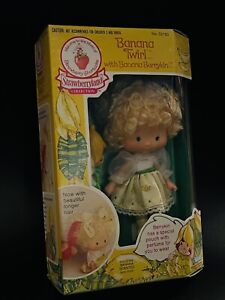 Vintage Banana Twirl Berrykin Strawberry Shortcake Doll Kenner SEALED BOX MINT