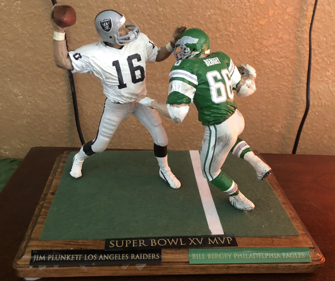 Jim Plunkett & Bill Bergey Super Bowl XV?1/1 Macfarlane Statue-Custom Made 1/1