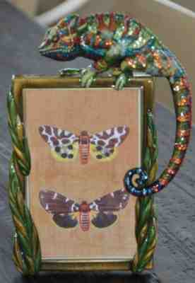 RARE JAY STRONGWATER LIZARD FIGURINE LEAF SWAROVSKI CRYSTAL ENAMEL FRAME