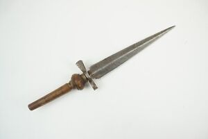 SCARCE FRENCH 18th CENTURY PLUG BAYONET