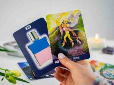 AURA SOMA Tarot Deck by Pamela Matthews, 0-119 cards with bottle backs