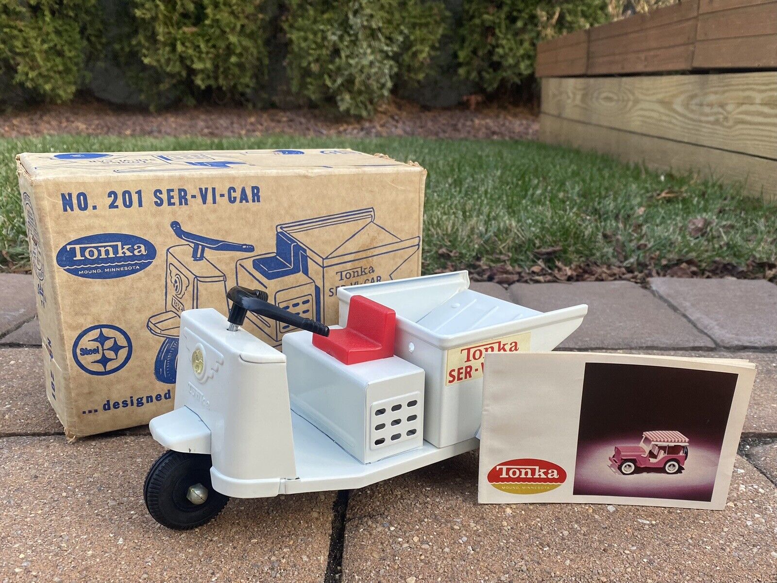 Vintage 1962 Tonka No. 201 - SER-VI-CAR - Original Box & Catalog - RARE -